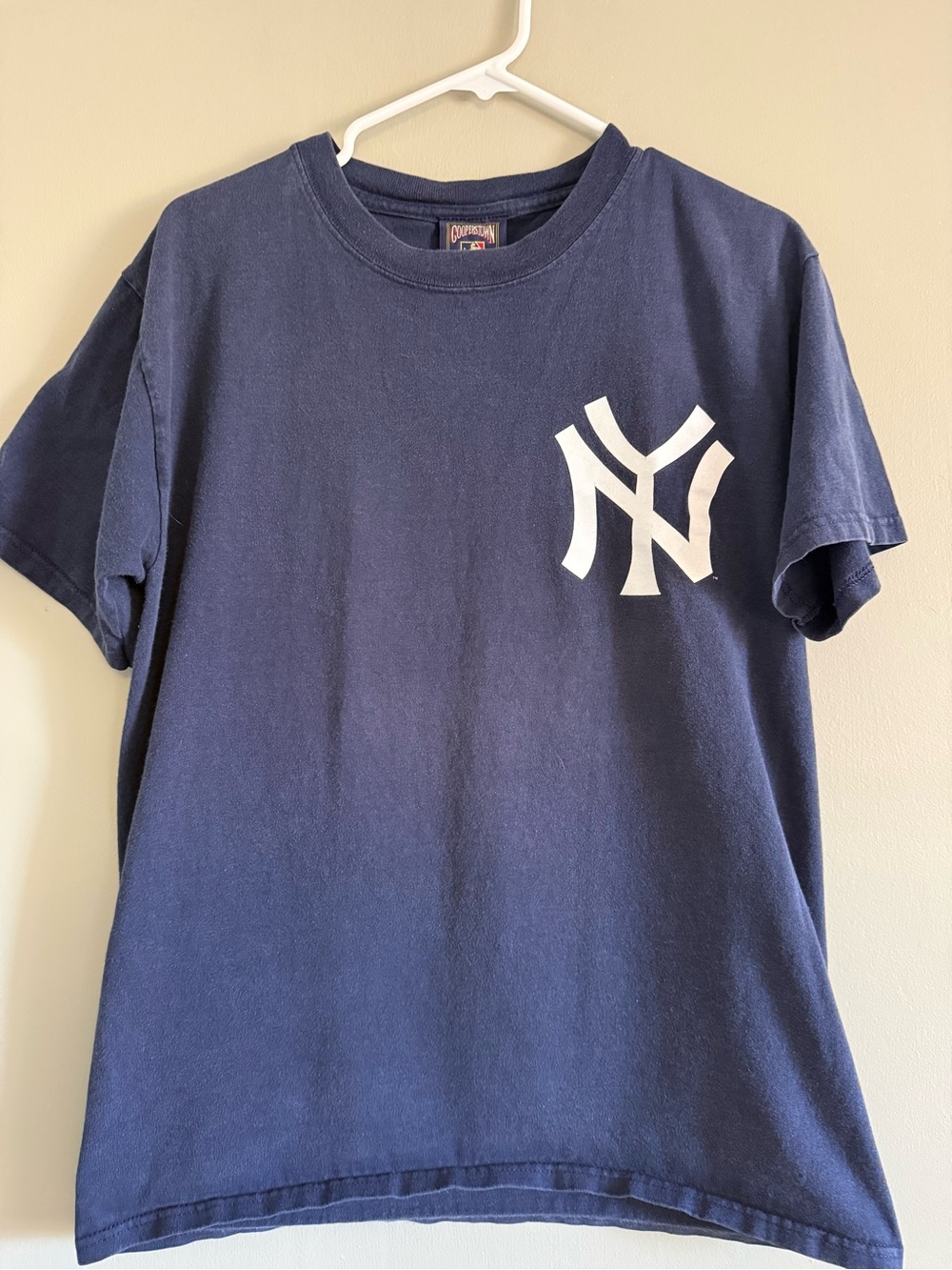Vintage 90s NY Yankees Don Mattingly #23 Majestic T-Shirt MLB Medium Navy Blue